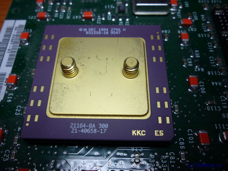21164 (EV5): ev5