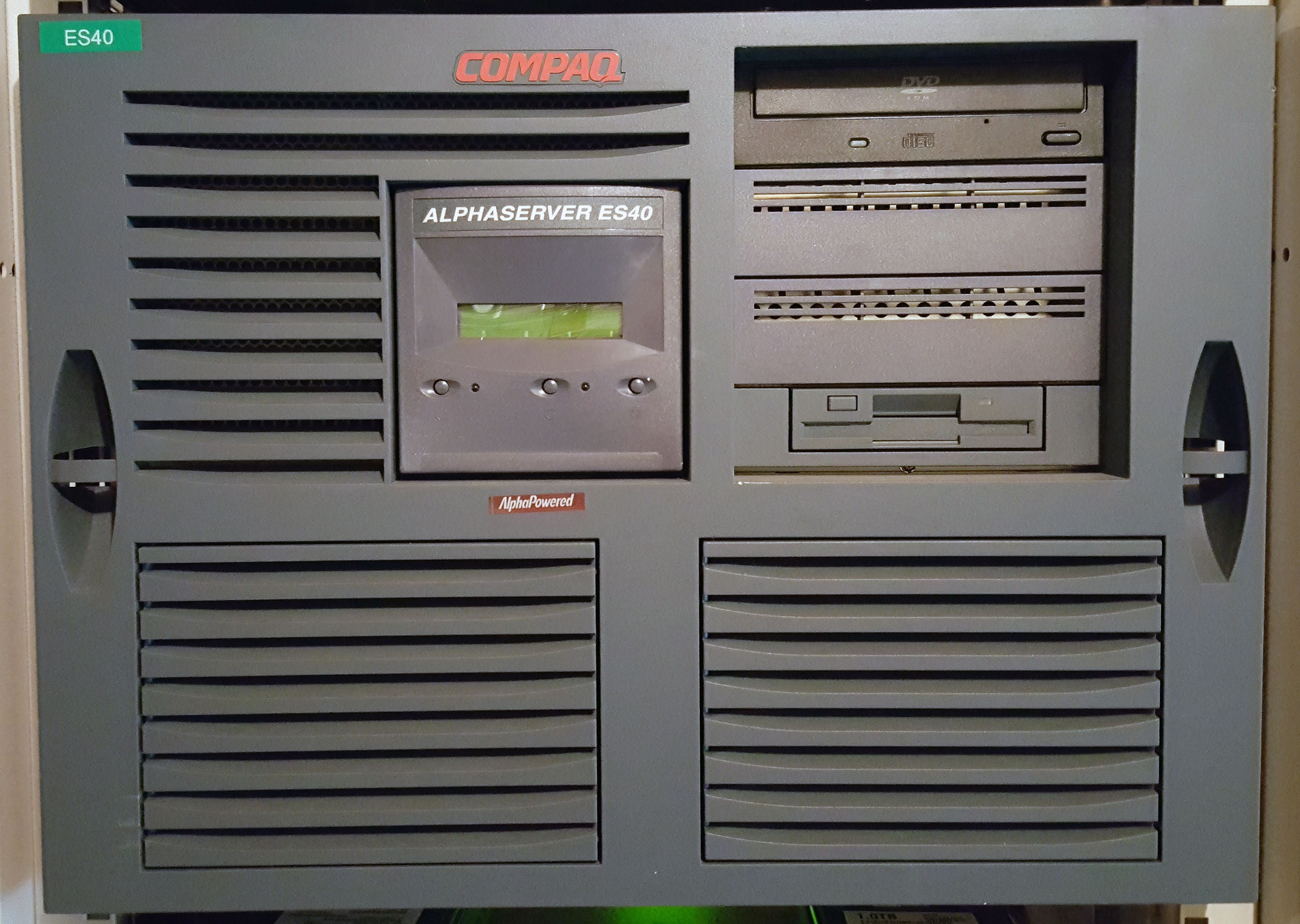 AlphaServer ES40: 2016 11 07 13.01.14