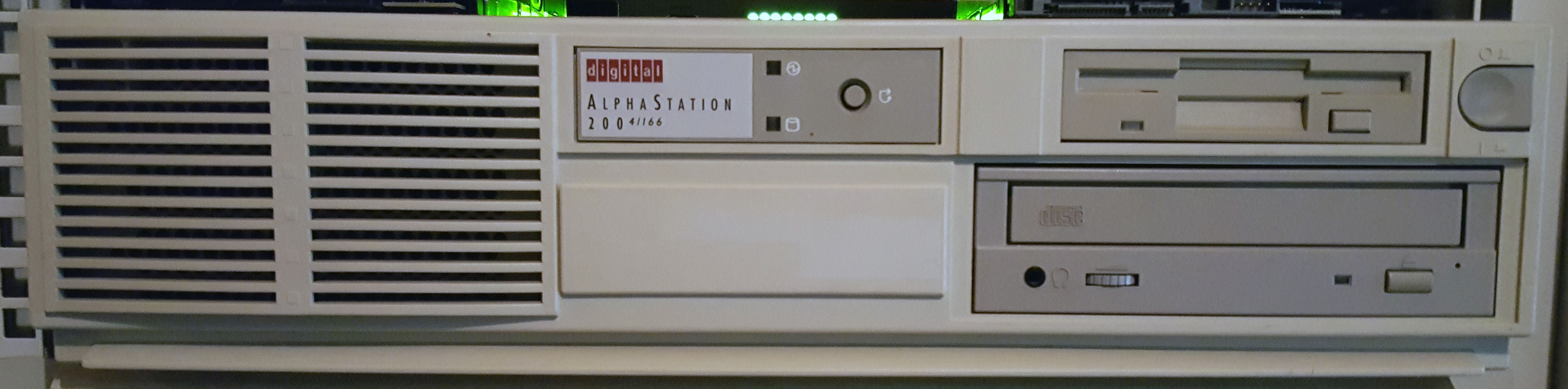 AlphaStation 200: 2016 11 07 13.01.23